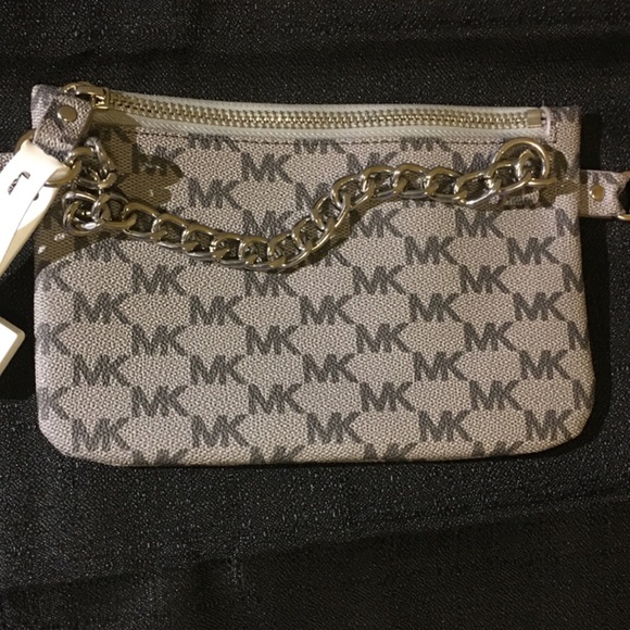 NWT Authentic Michael Kors MK Leather Belt Bag - Picture 3 of 3
